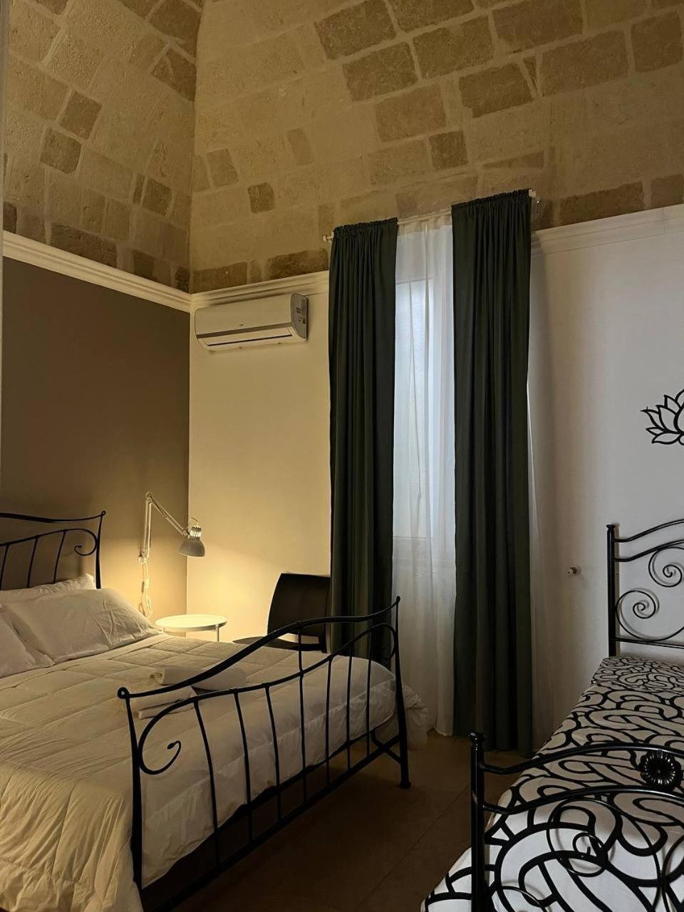 Bien-Etre Exclusive Apartment Таранто Екстериор снимка